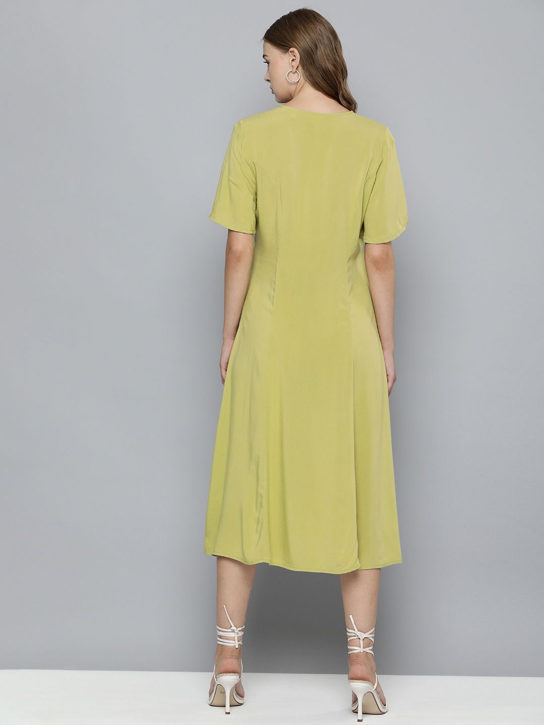 Women's Solid Green V Neck Dresses - d0c66fe0bb88453e369c0544b1fe53d9 View