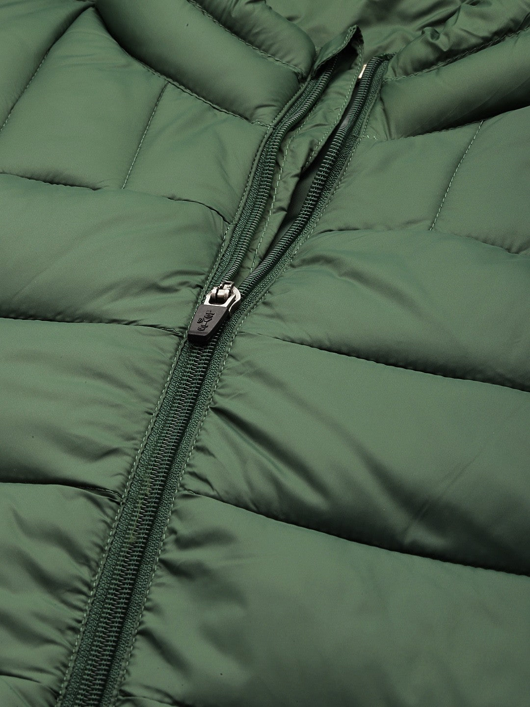 Men's Quilted Green High Neck Puffer Jacket - d12516aa-855b-4b9e-9e7f-331420e58c251724845651365-Levis-Men-Jackets-6451724845650665-2 View
