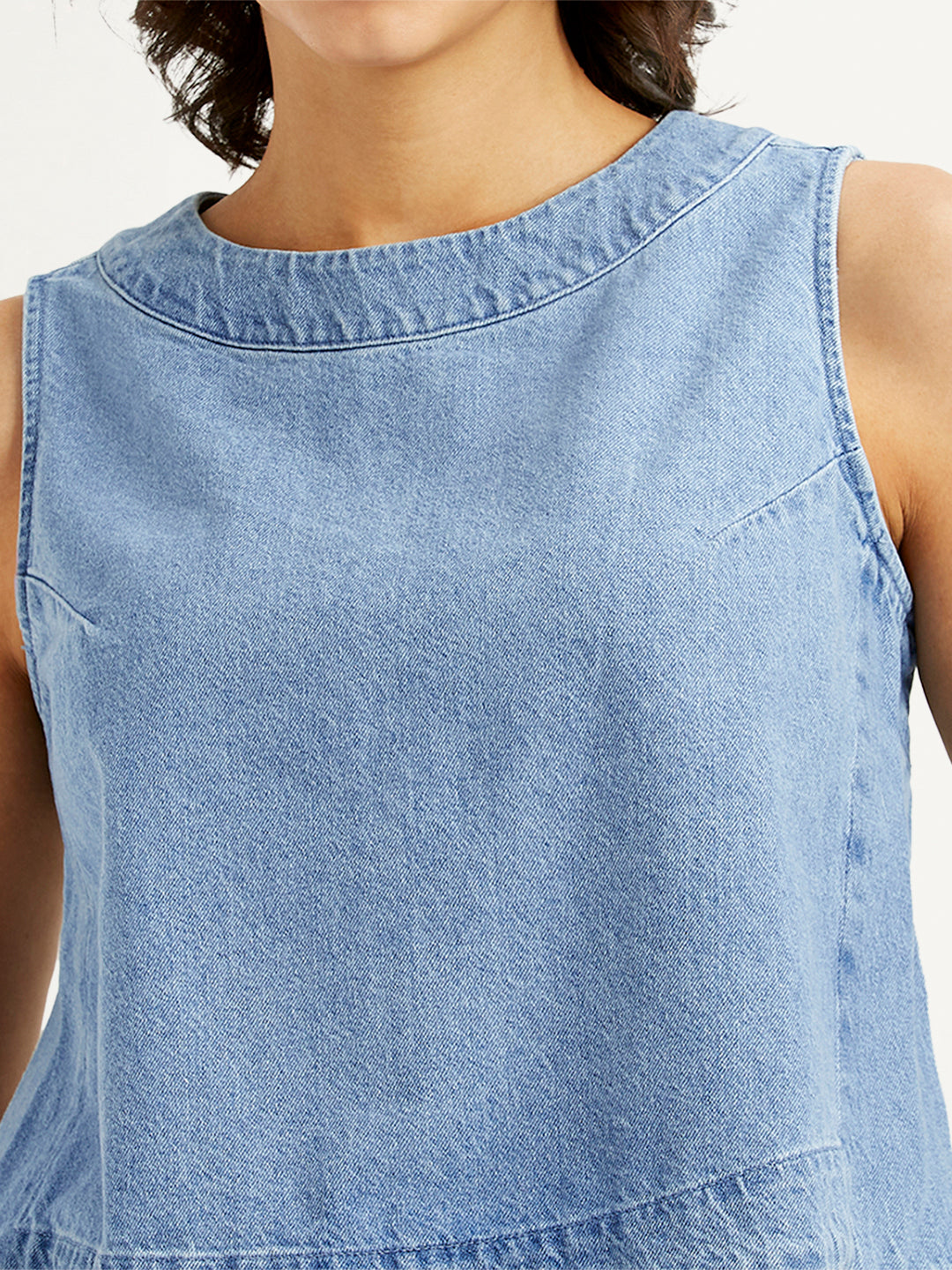 Women's Solid Light Blue Round Neck Denim Crop Top - 4c58e48c-b8a5-43c9-a499-e4fa5cece998 View