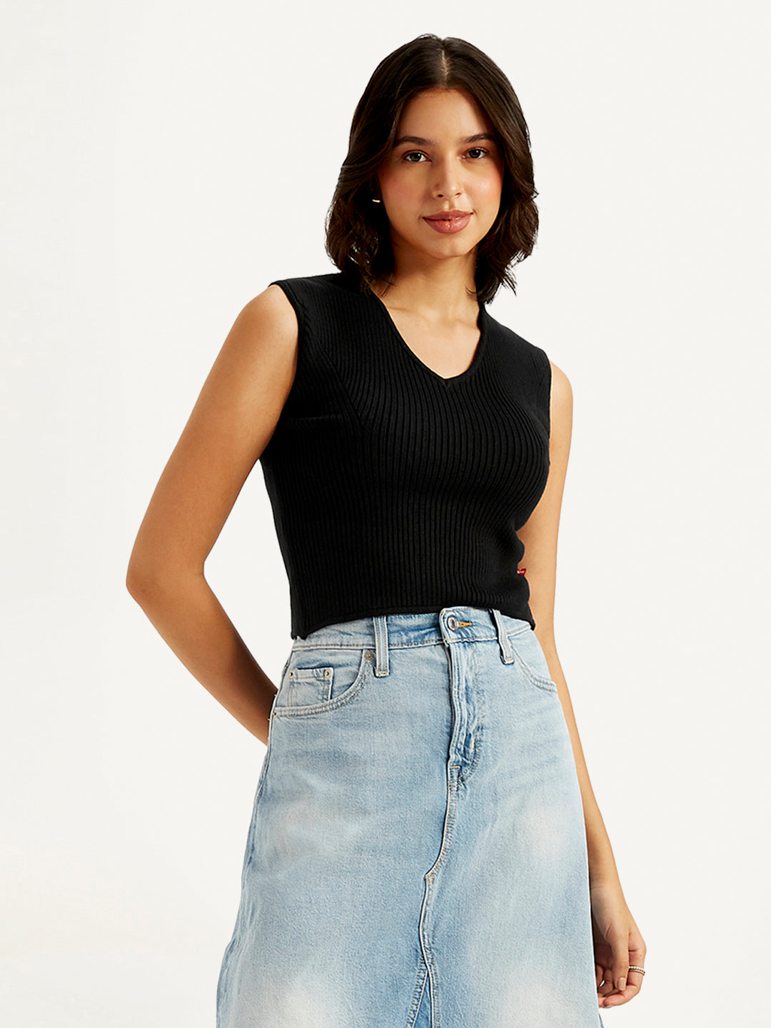 Women's Solid Black V Neck Crop Top - 9a302783-aa2e-4948-94d9-25935e919cb4 View