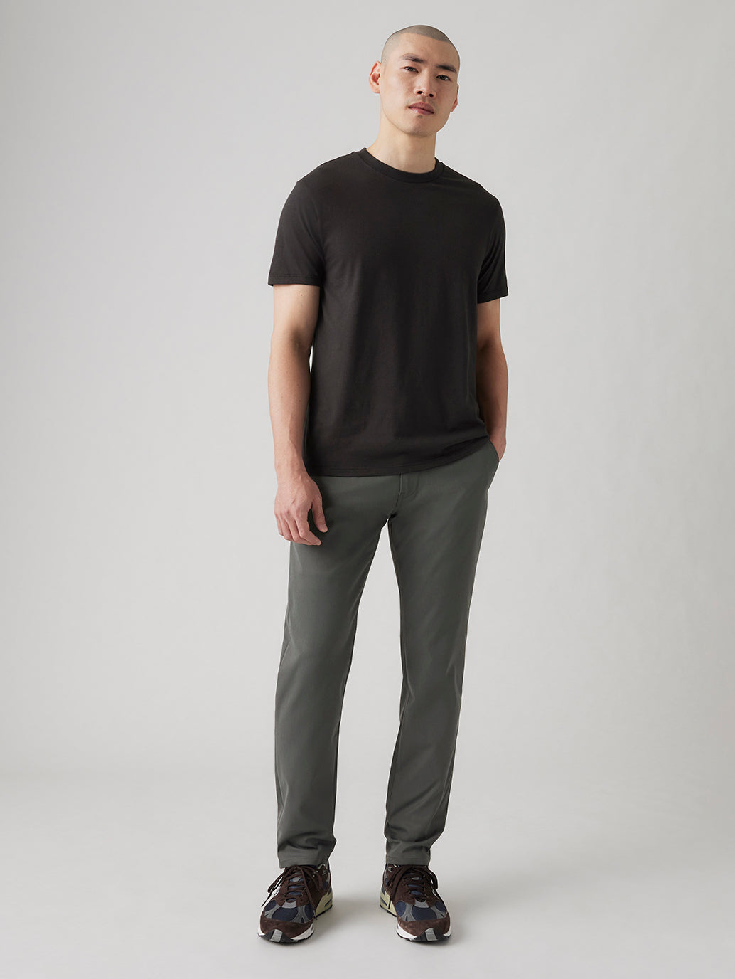 Men's Grey Straight Fit Tech Pants - e799e05e99881dc50b336ac749300dcf View