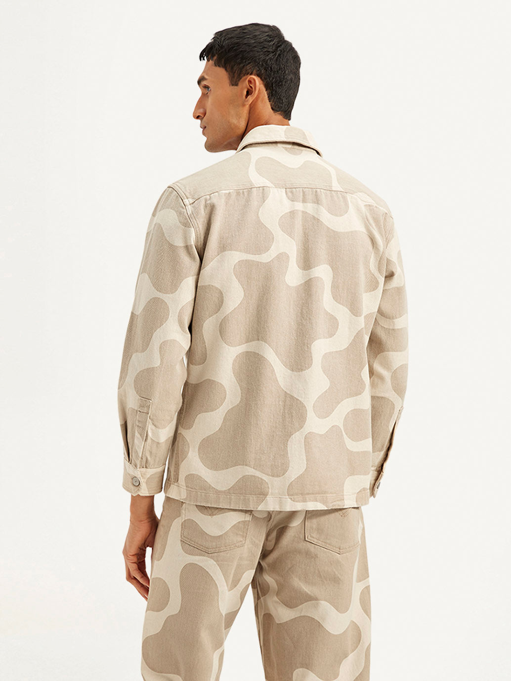Men's Abstract Beige Relaxed Fit Utility Overshirt - eadd7468757bd8622b0ead3d0c74ebbe View